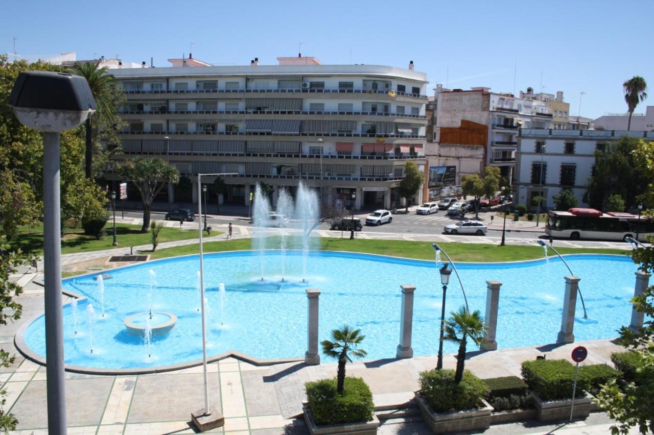 Apartamentos Turisticos Mamelon Jerez de la Frontera Esterno foto