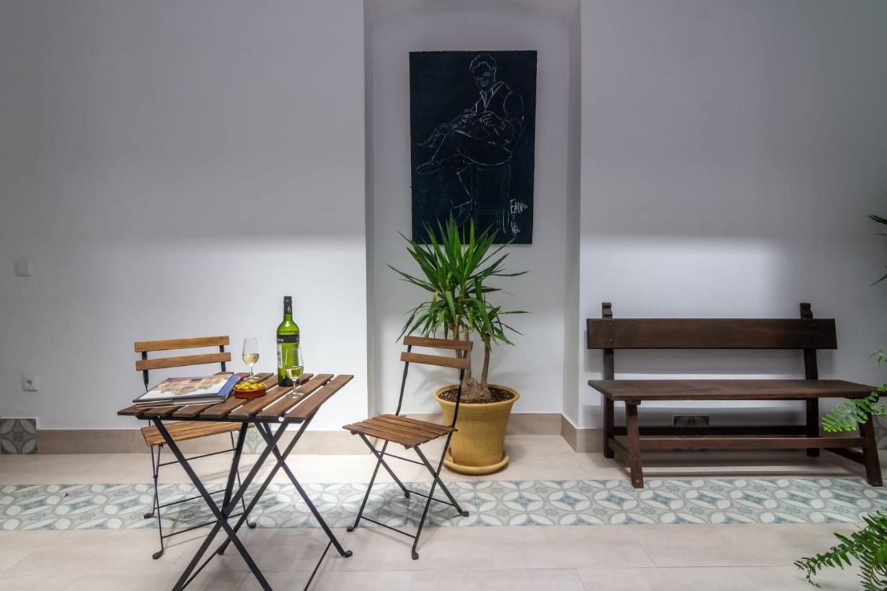 Apartamentos Turisticos Mamelon Jerez de la Frontera Esterno foto