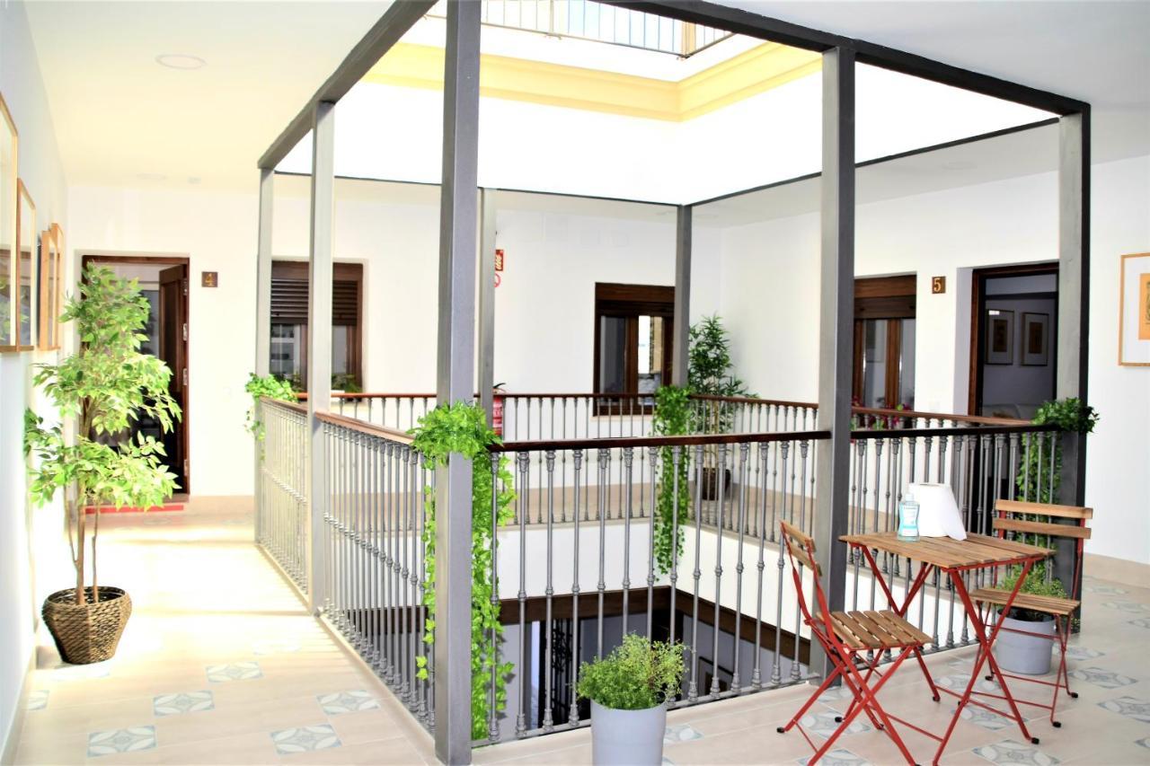 Apartamentos Turisticos Mamelon Jerez de la Frontera Esterno foto