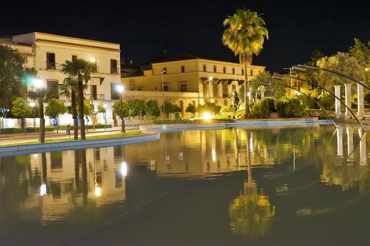 Apartamentos Turisticos Mamelon Jerez de la Frontera Esterno foto