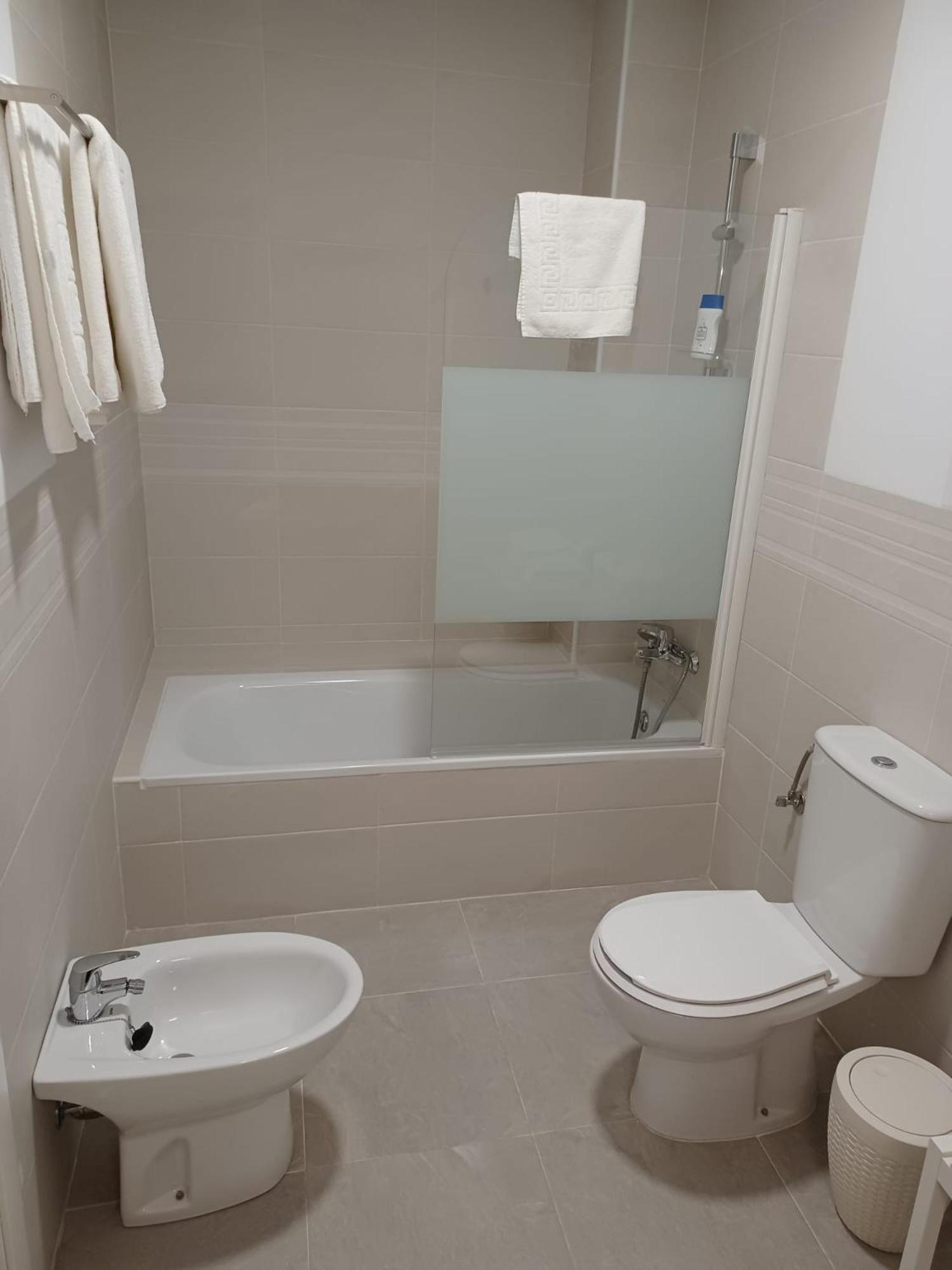 Apartamentos Turisticos Mamelon Jerez de la Frontera Camera foto